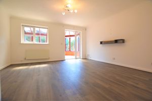 Lounge/ Diner- click for photo gallery